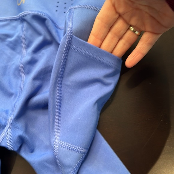 Gap fit Sz. XS sculpt compression - Picture 5 of 7